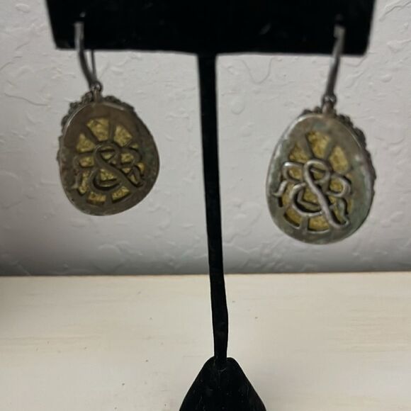 R&R Citron Colored Druze Oval with Intricate Design inlay - Picture 3 of 6